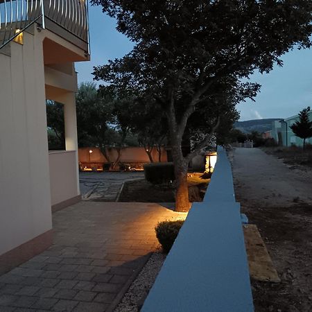 Apartman Pajo Селине Екстер'єр фото