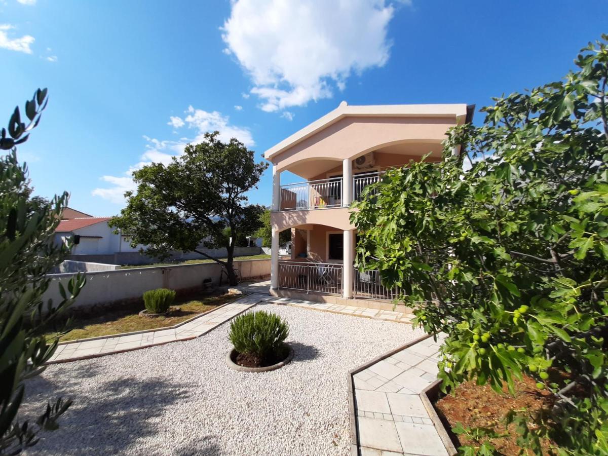 Apartman Pajo Селине Екстер'єр фото