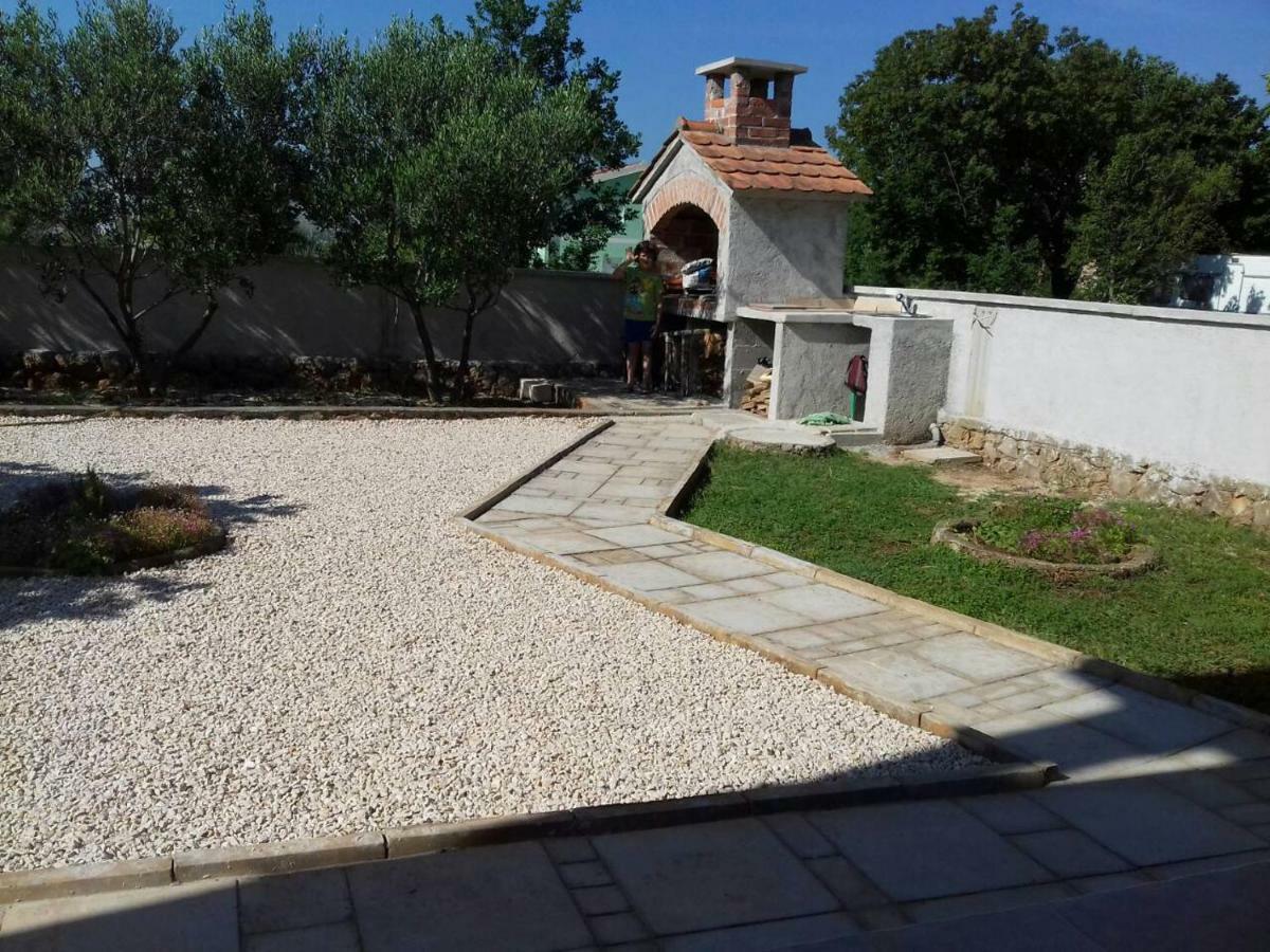 Apartman Pajo Селине Екстер'єр фото
